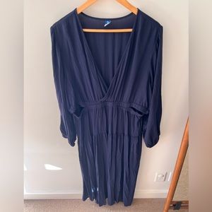 Old Navy long sleeve cut out dress